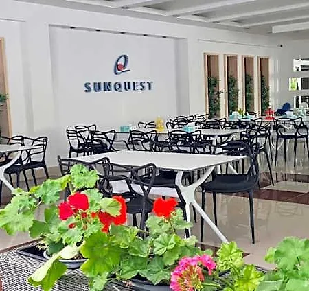Sunquest 3*